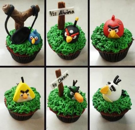 funny-grass-angry-birds-cupcakes.jpg